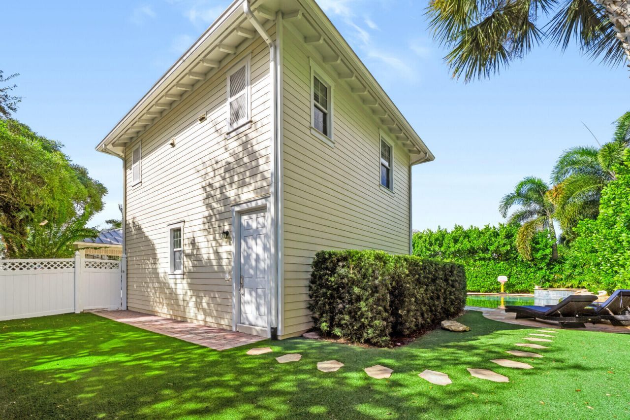 1031 Tiki Drive, Jupiter, FL 33458 Photo