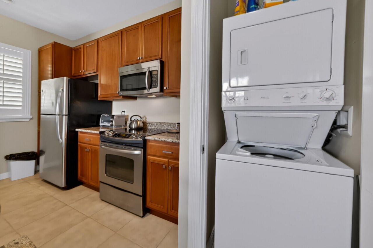 1031 Tiki Drive, Jupiter, FL 33458 Photo