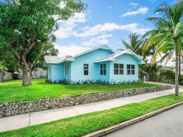 424 53RD Street, West Palm Beach, FL 33407