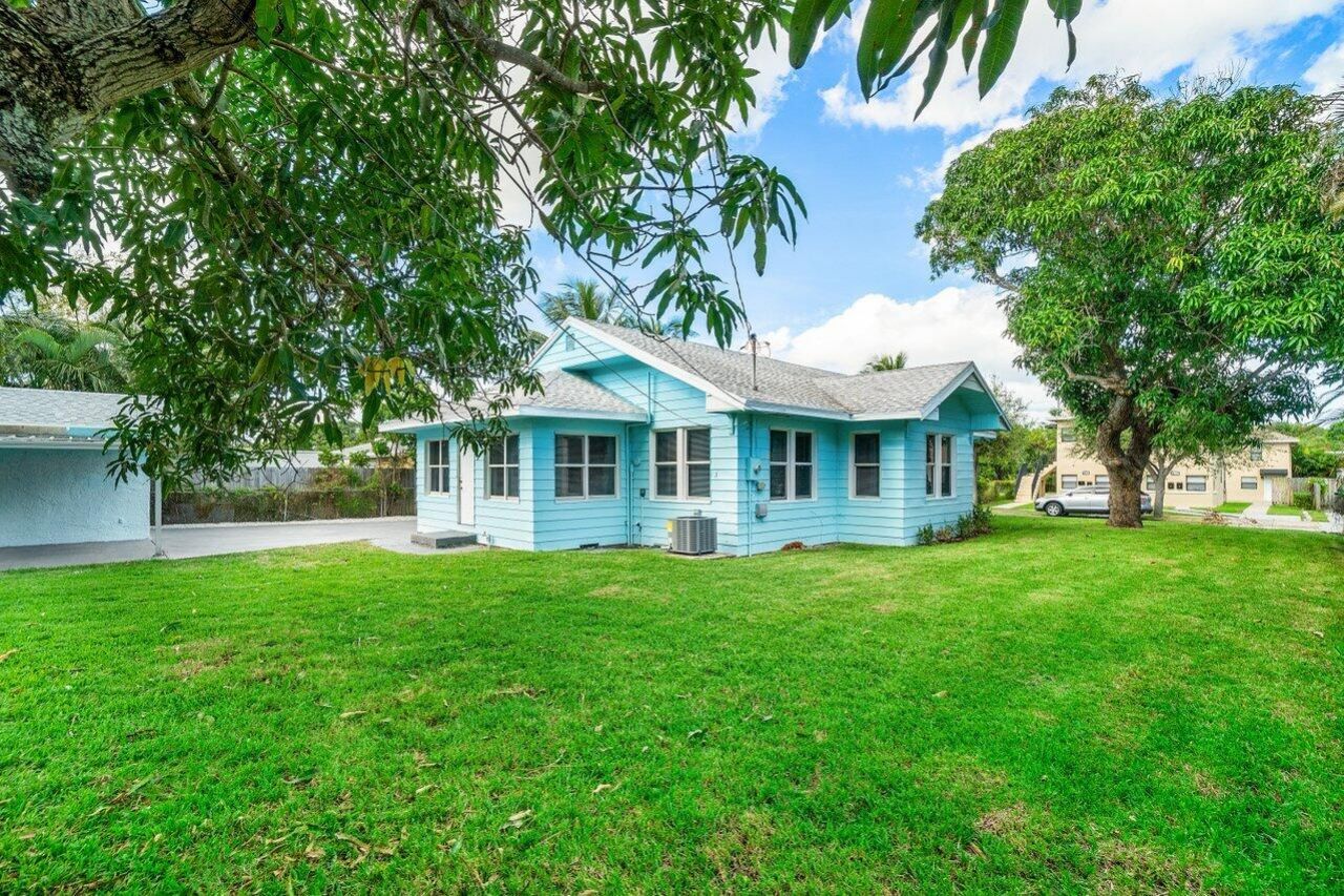 424 53rd Street, West Palm Beach, FL 33407 Photo