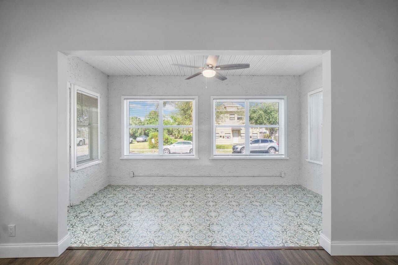 424 53rd Street, West Palm Beach, FL 33407 Photo