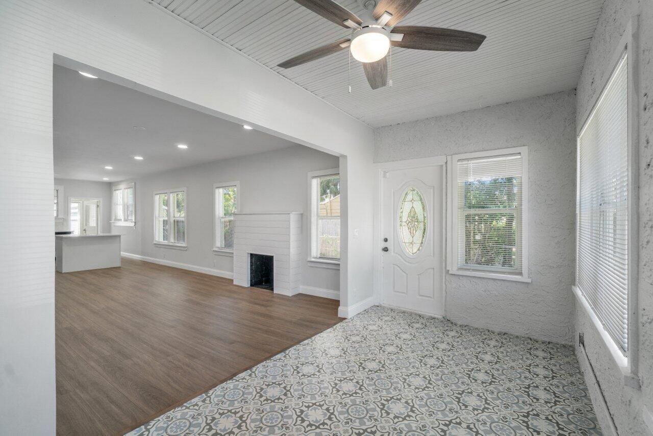 424 53rd Street, West Palm Beach, FL 33407 Photo