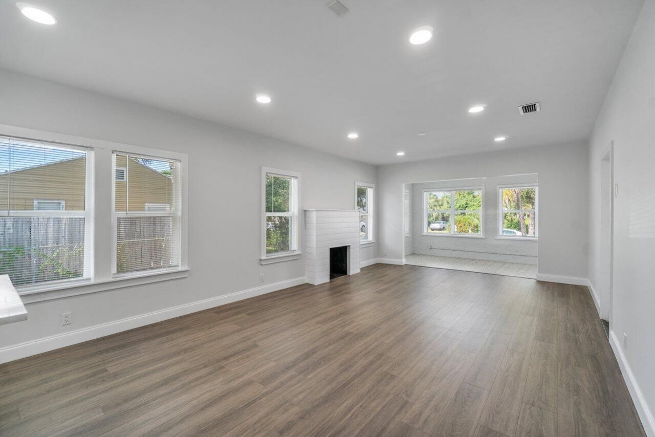424 53rd Street, West Palm Beach, FL 33407 Photo