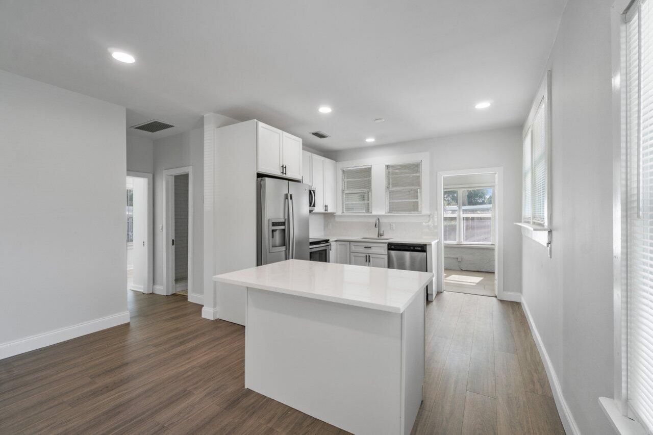 424 53rd Street, West Palm Beach, FL 33407 Photo