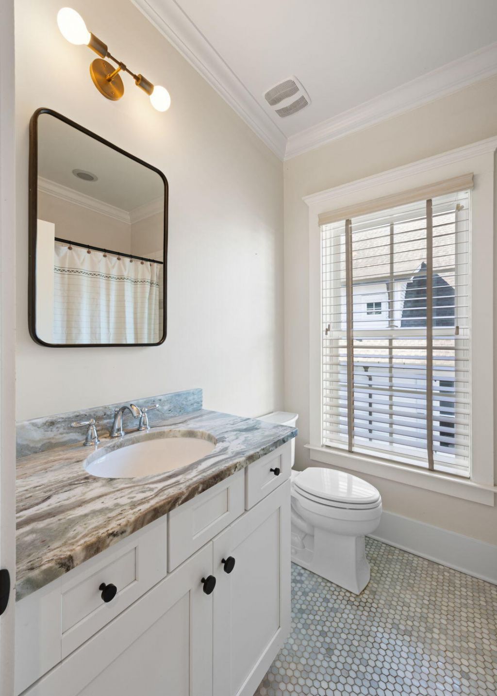 103 Fishburne Street Photo 29