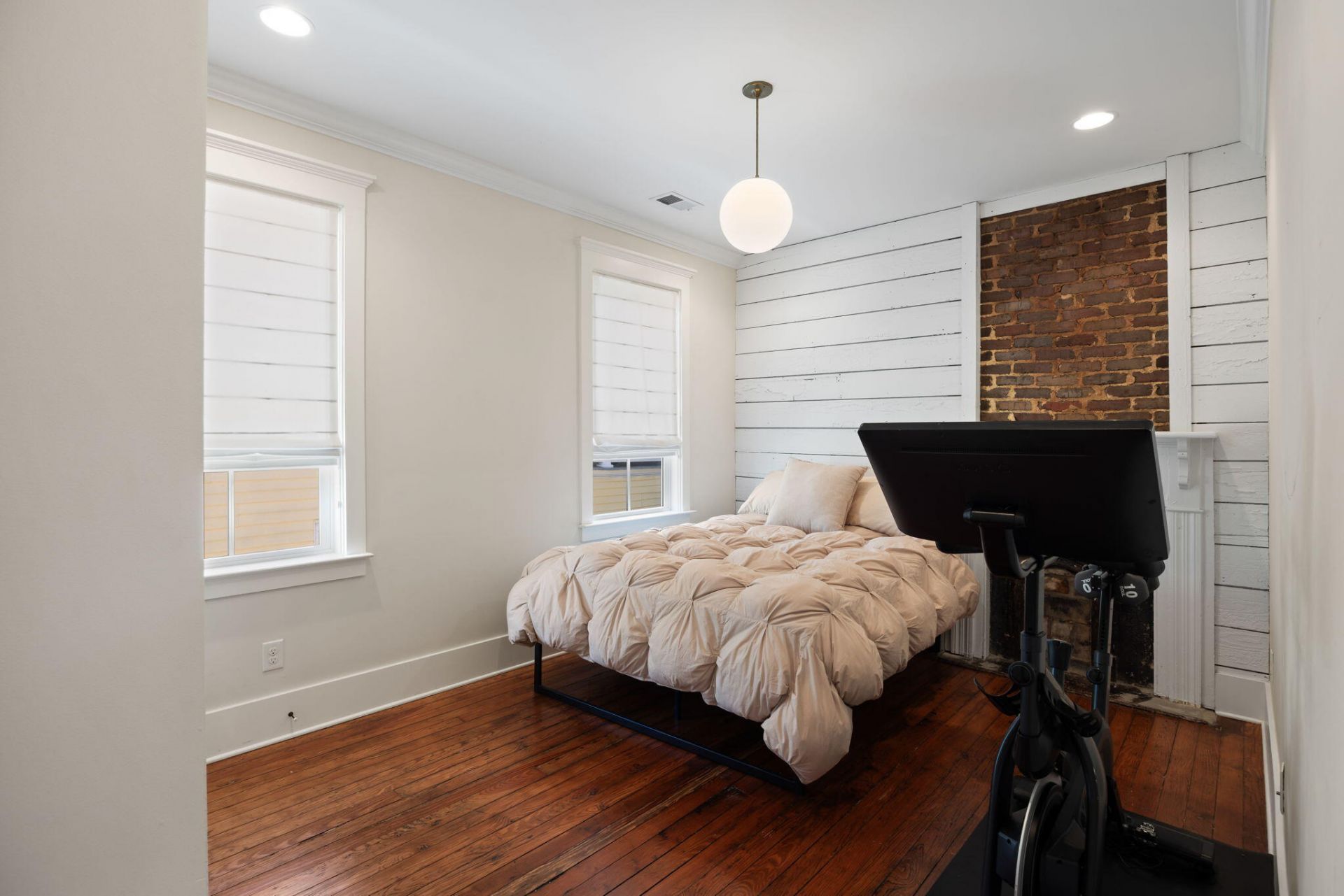 103 Fishburne Street Photo 30