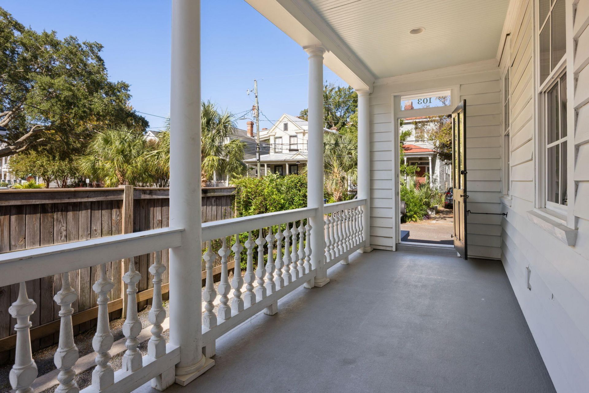 103 Fishburne Street Photo 4