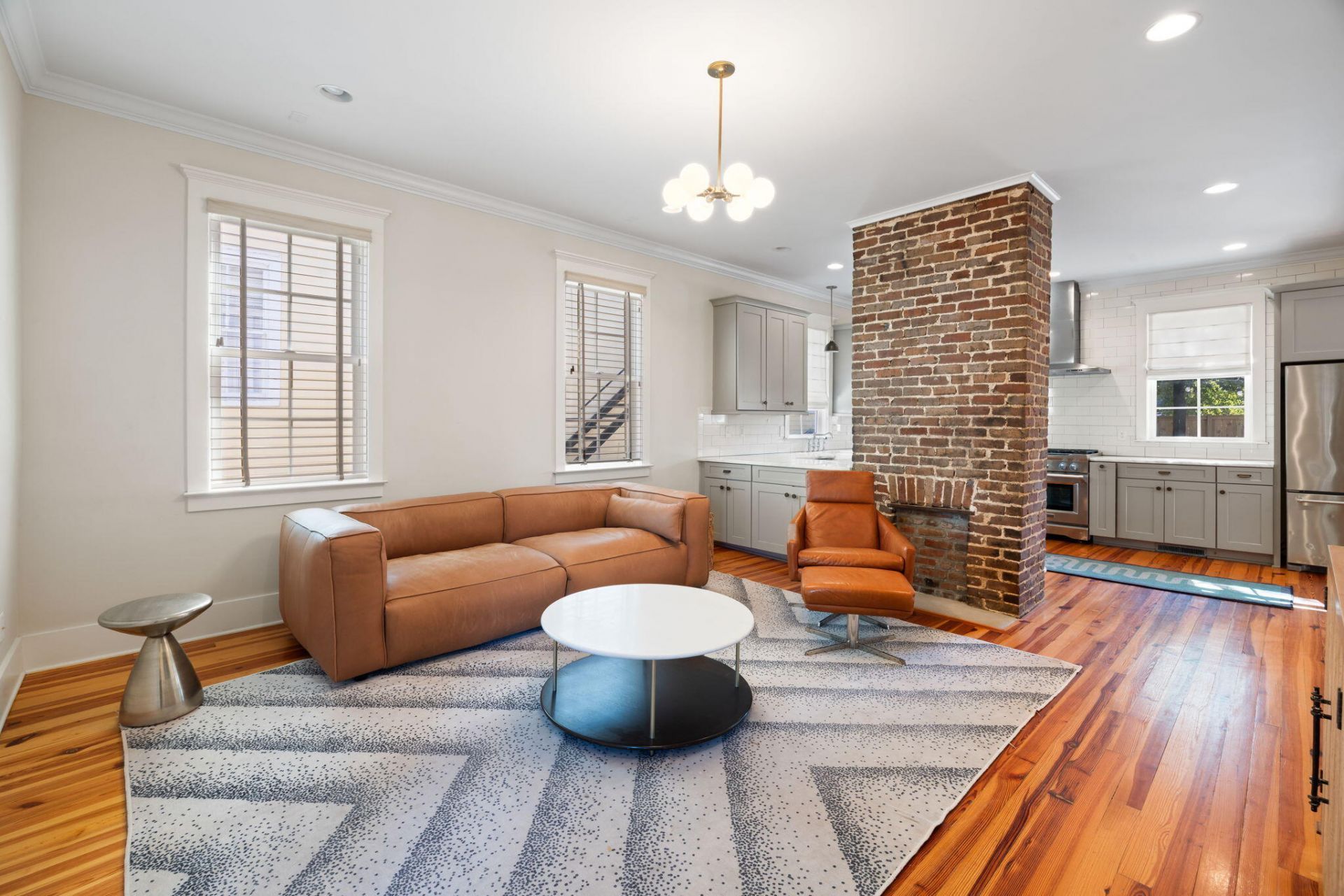 103 Fishburne Street Photo 9