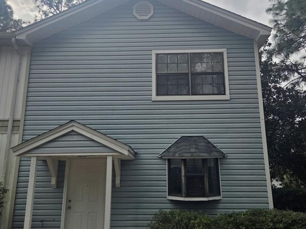 305 Oxford Court, Mary Esther, FL 32569