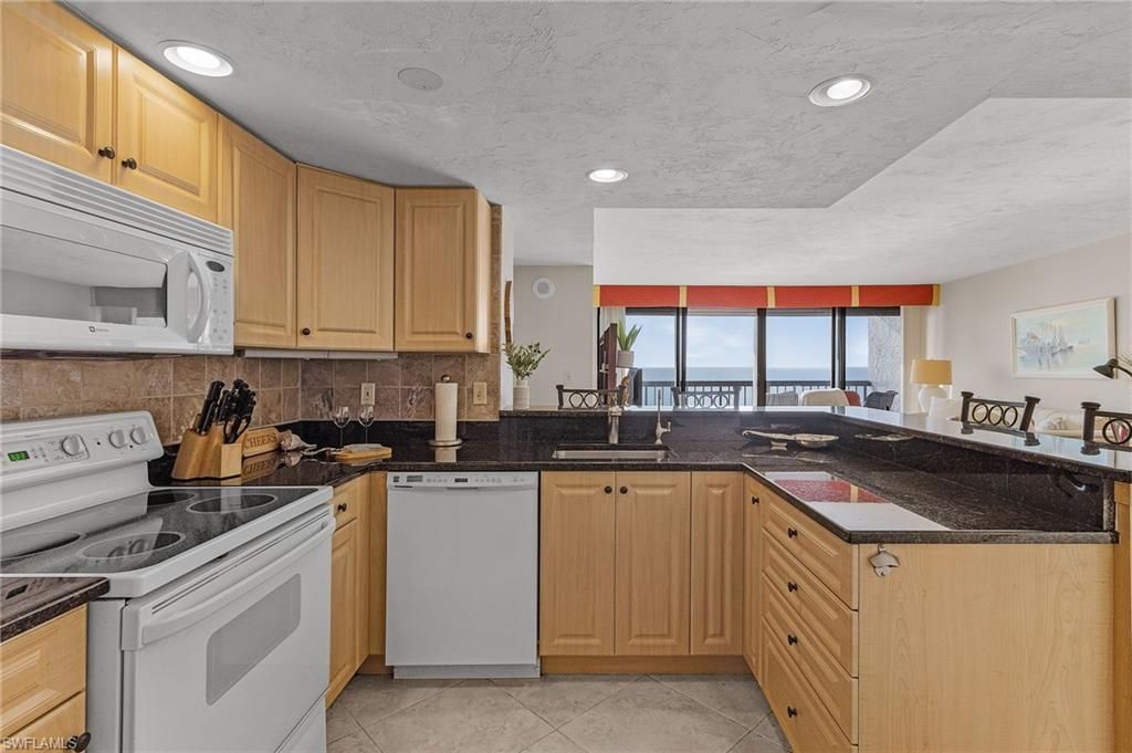 26300 Hickory Blvd , Unit 903, Bonita Springs, FL 34134 Photo