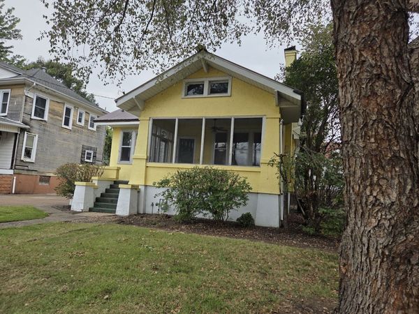 818 Charles Street , Cairo, IL 62914