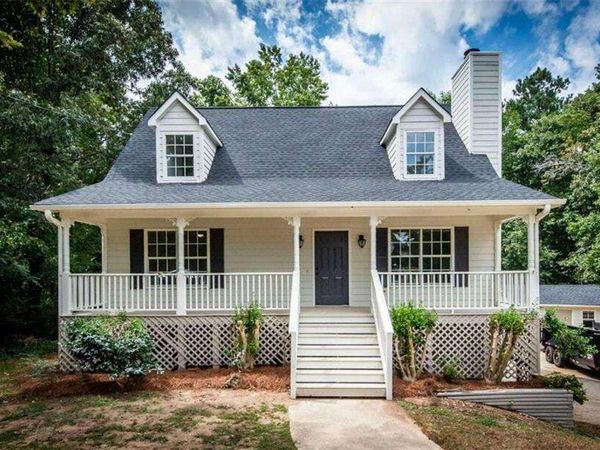 3742 Willow Tree Circle, Douglasville, GA 30135