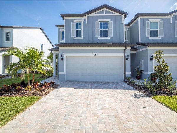 11261 BEACH WALK WAY NE, ST PETERSBURG, FL 33716