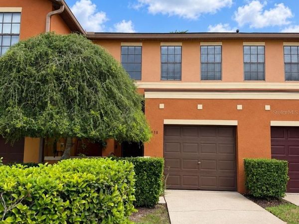 1038 BLACKWATER DRIVE , WESLEY CHAPEL, FL 33543