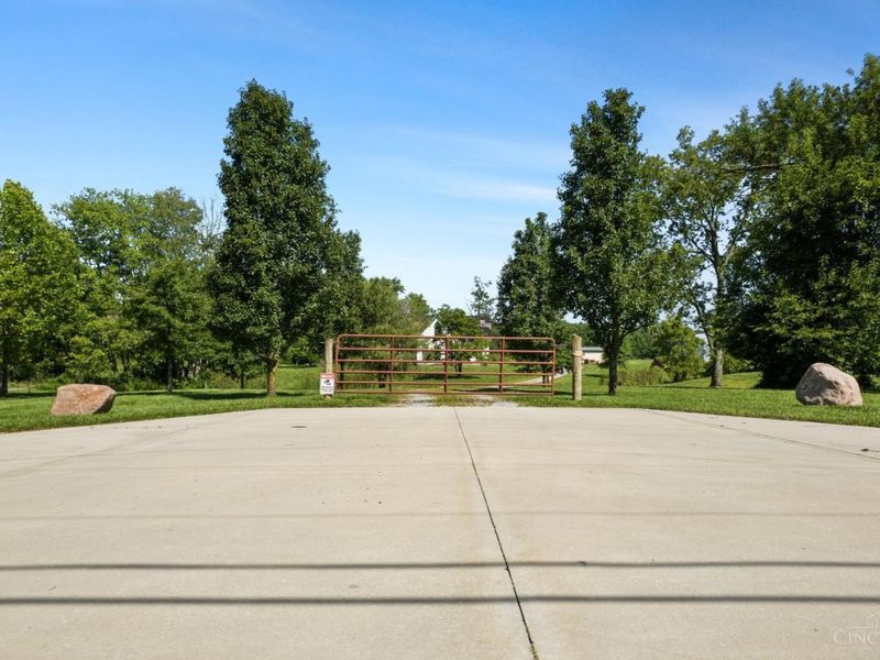 2432 Bauer Road, Batavia Township, OH 45103 Photo 4