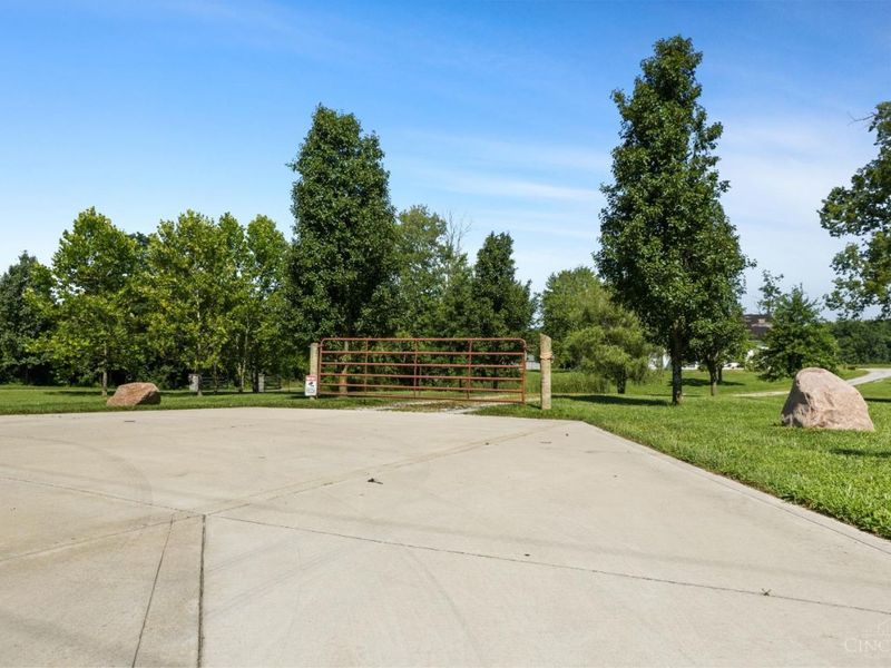 2432 Bauer Road, Batavia Township, OH 45103 Photo 5