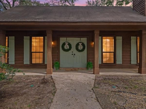 445 Brindlewood Drive , Mobile, AL 36608
