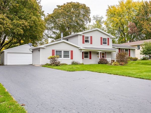 111 Wedgewood Drive , Penfield, NY 14526