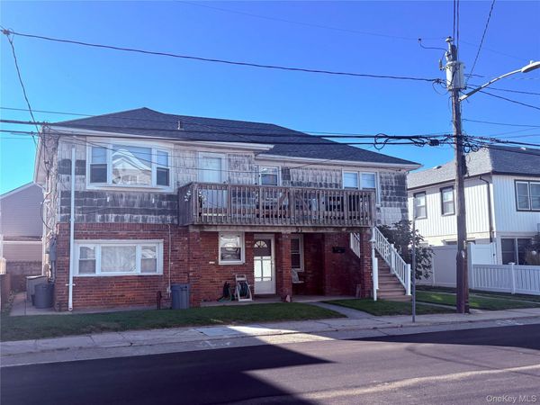 51 Trenton Avenue , East Atlantic Beach, NY 11561