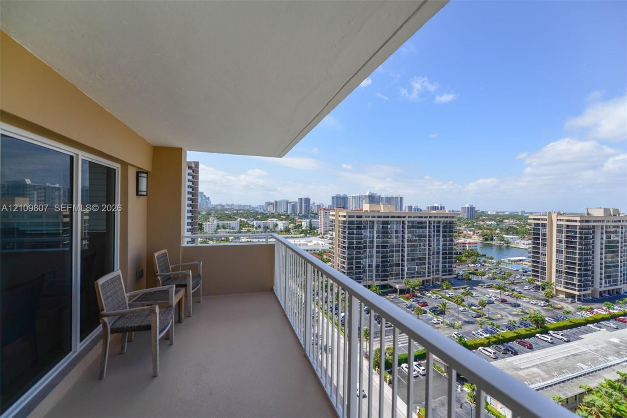 1980 S Ocean Dr , Unit 16Q, Hallandale Beach, FL 33009 Photo