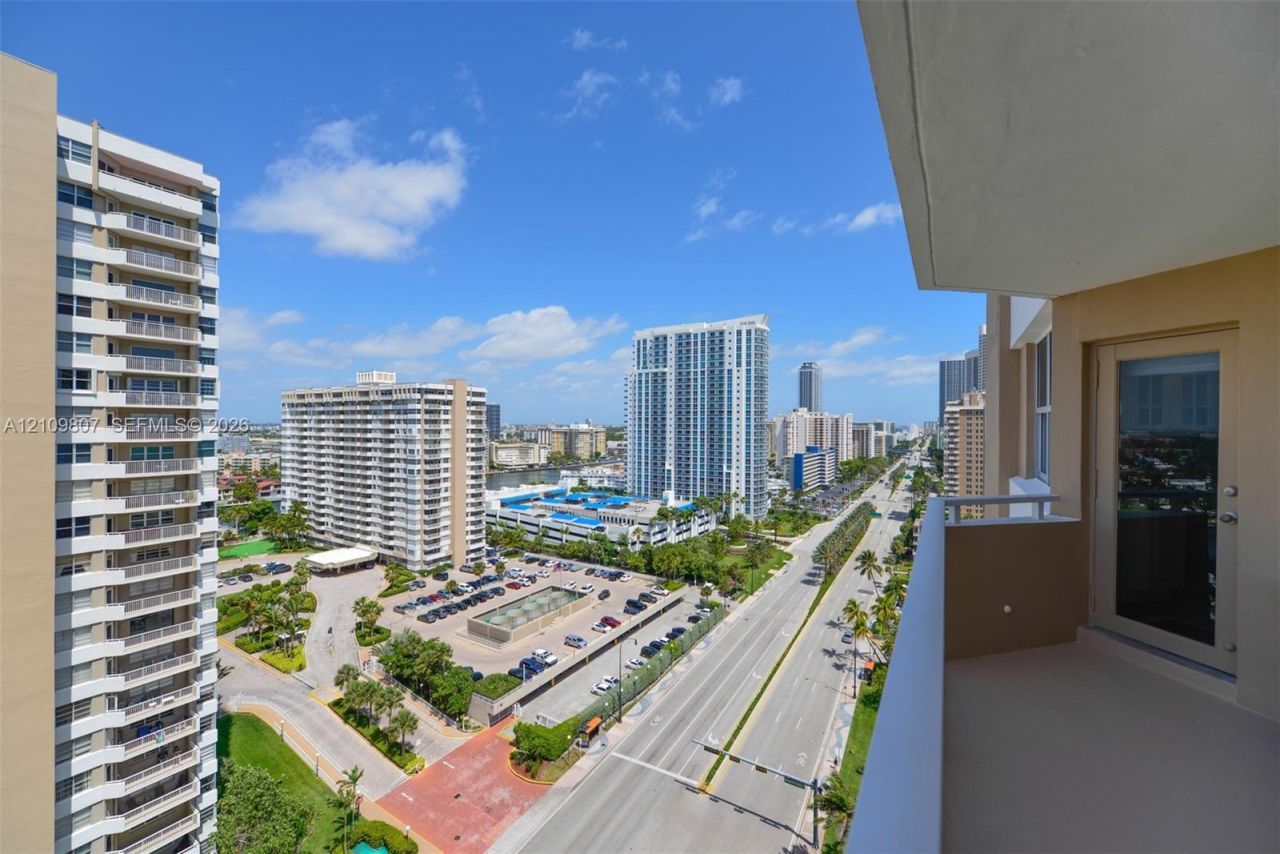 1980 S Ocean Dr , Unit 16Q, Hallandale Beach, FL 33009 Photo