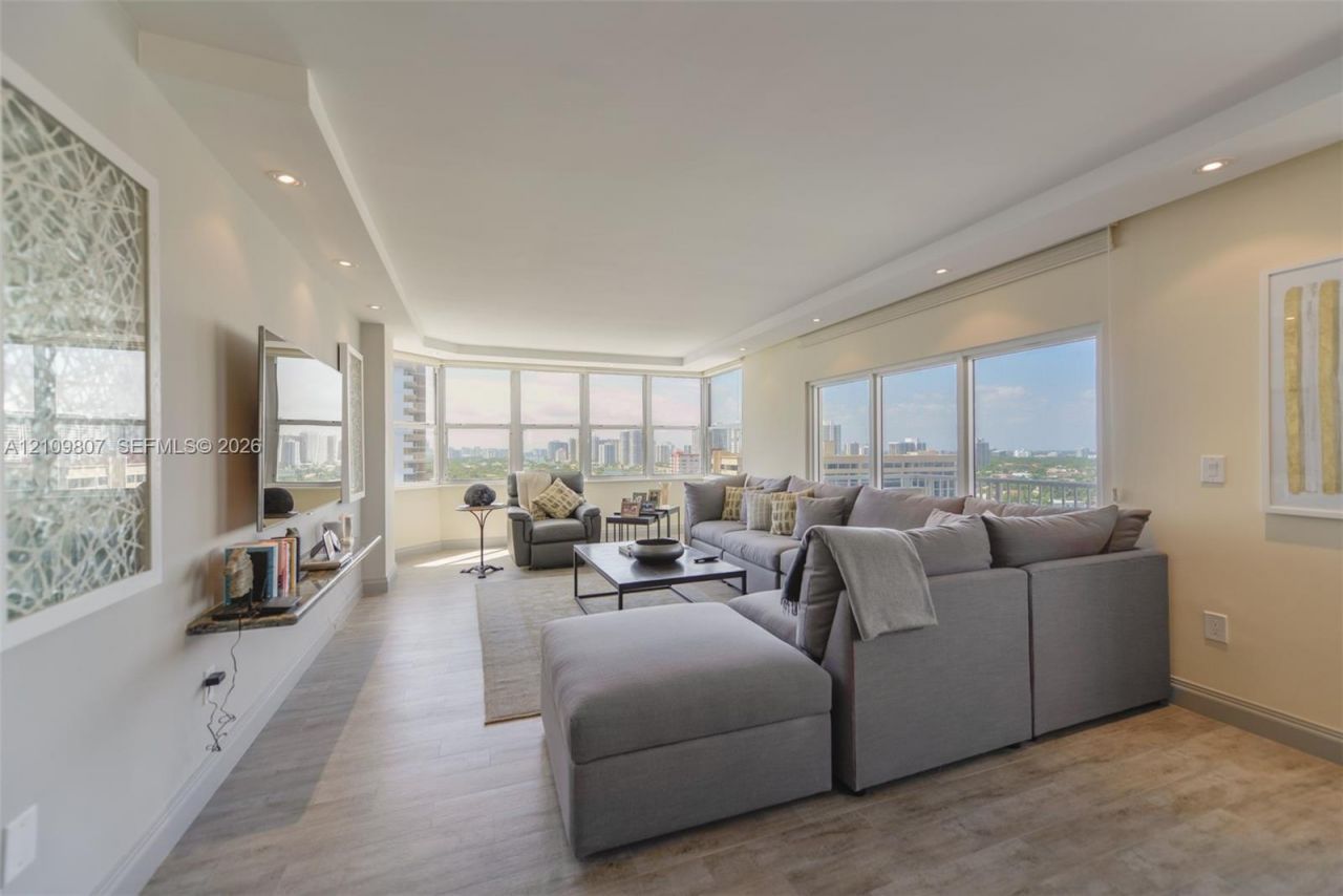 1980 S Ocean Dr , Unit 16Q, Hallandale Beach, FL 33009 Photo
