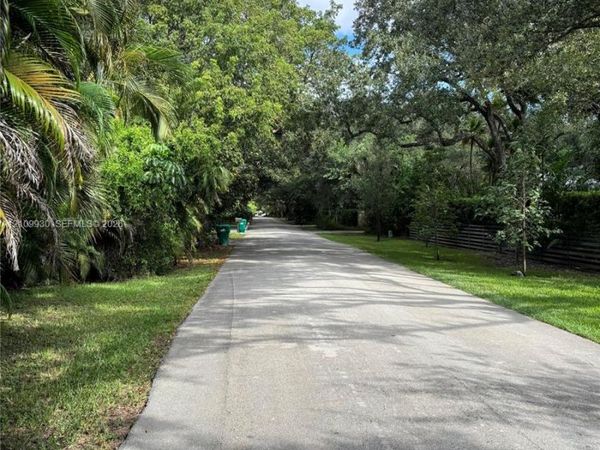 9300 SW 61st, Pinecrest, FL 33156