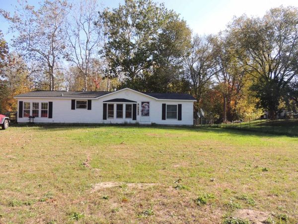 2507 Beach Court, Allegan, MI 49010