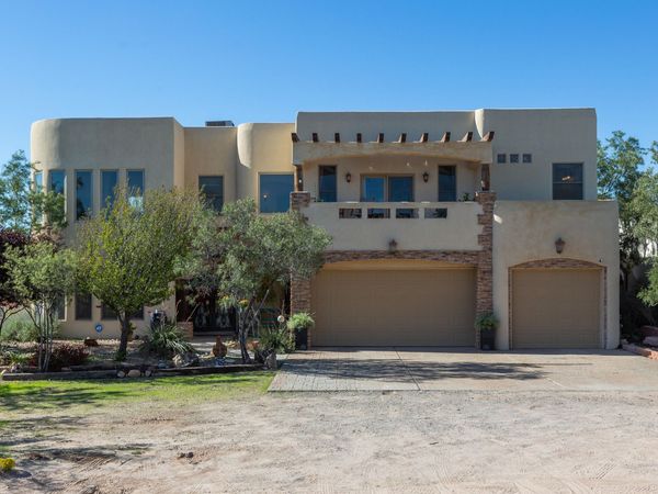1261 Monterrey Road NE, Rio Rancho, NM 87144