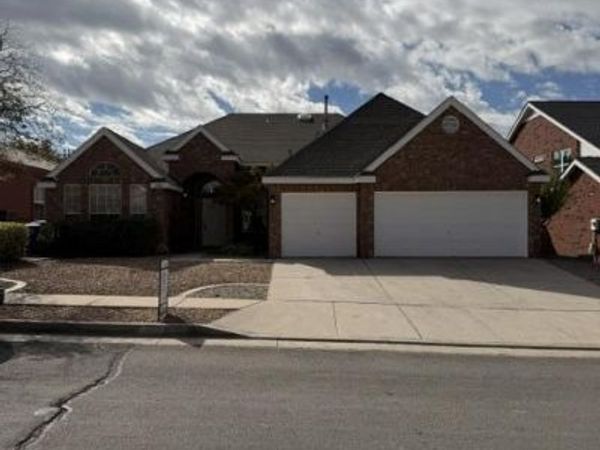 8500 Hampton Avenue NE, Albuquerque, NM 87122