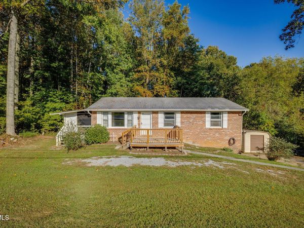 601 Ridge Drive, Piney Flats, TN 37686