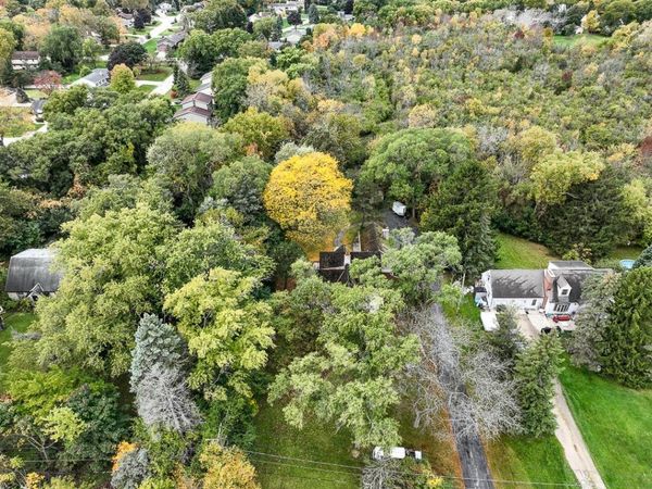 4849 S 35th STREET, Greenfield, WI 53221
