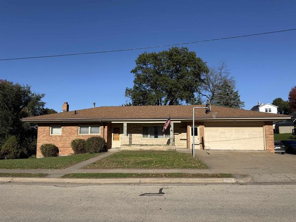 2950 Keokuk Street, Dubuque, IA 52001
