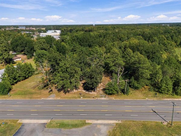 6425 Dollarway Road , White Hall, AR 71602