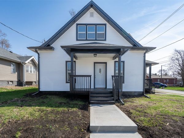 2901 4th Street, Des Moines, IA 50313