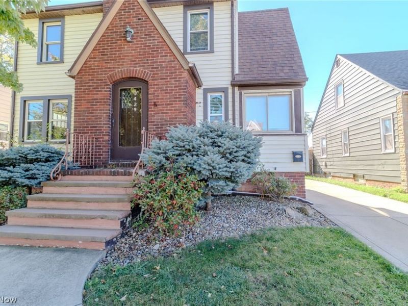 3429 Marmore Avenue, Parma, OH 44134 Photo 3