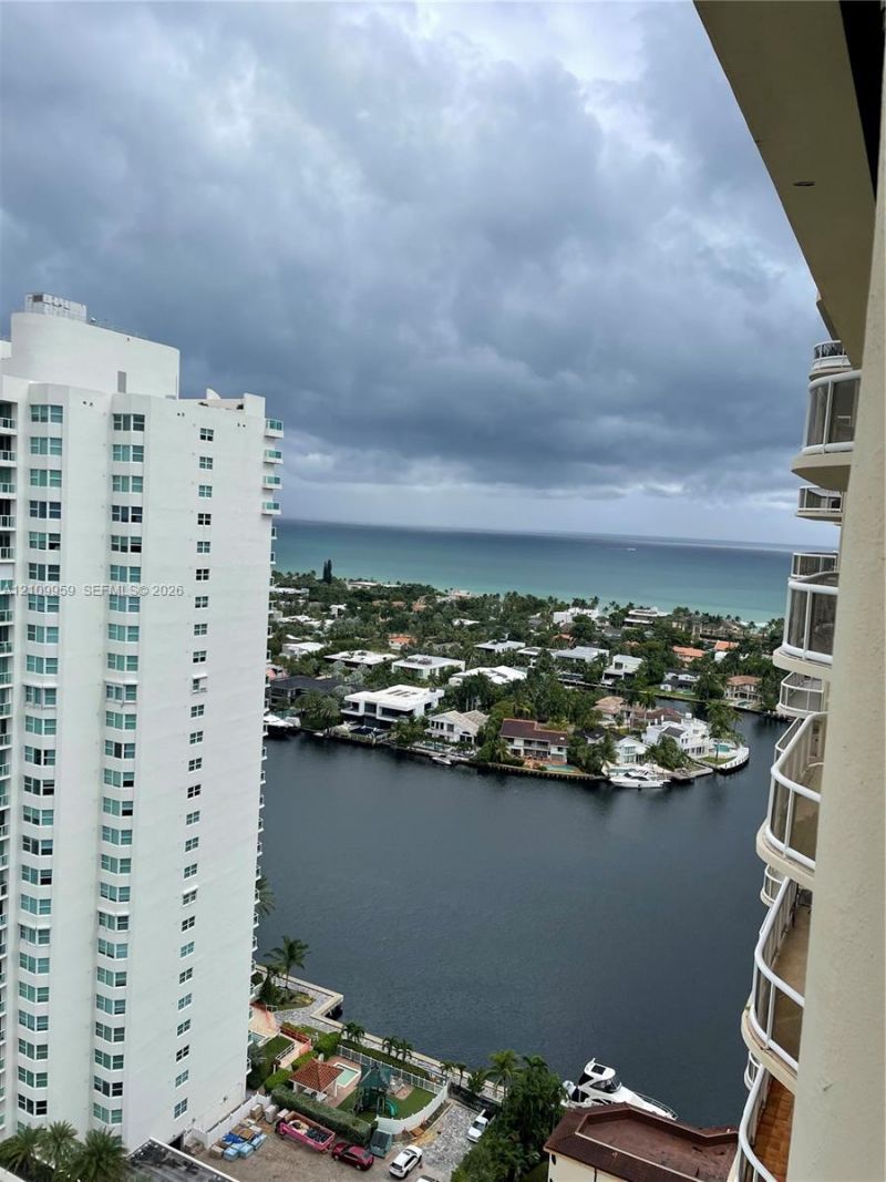 20191 E Country Club Dr, Unit 2601, Aventura, FL 33180 Photo