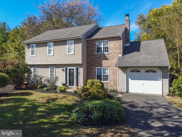7 ANDOVER PLACE, NEWTOWN, PA 18940