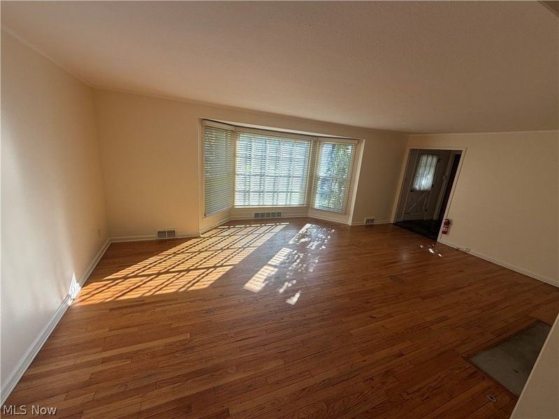 2712 Green Road, Shaker Heights, OH 44122 Photo 2