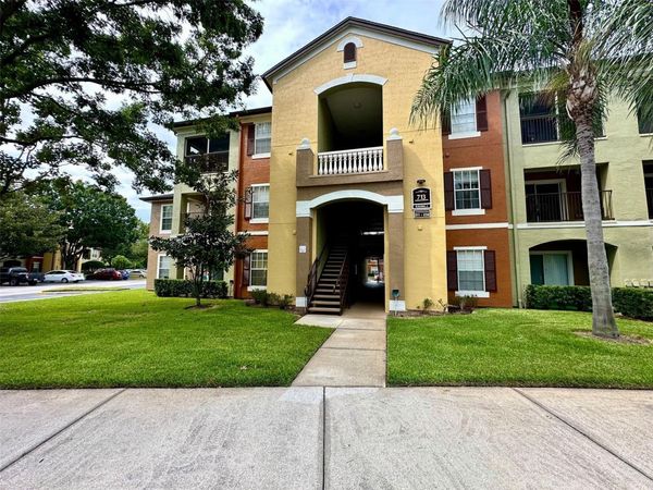 713 CREST PINES DRIVE , Unit 221, ORLANDO, FL 32828