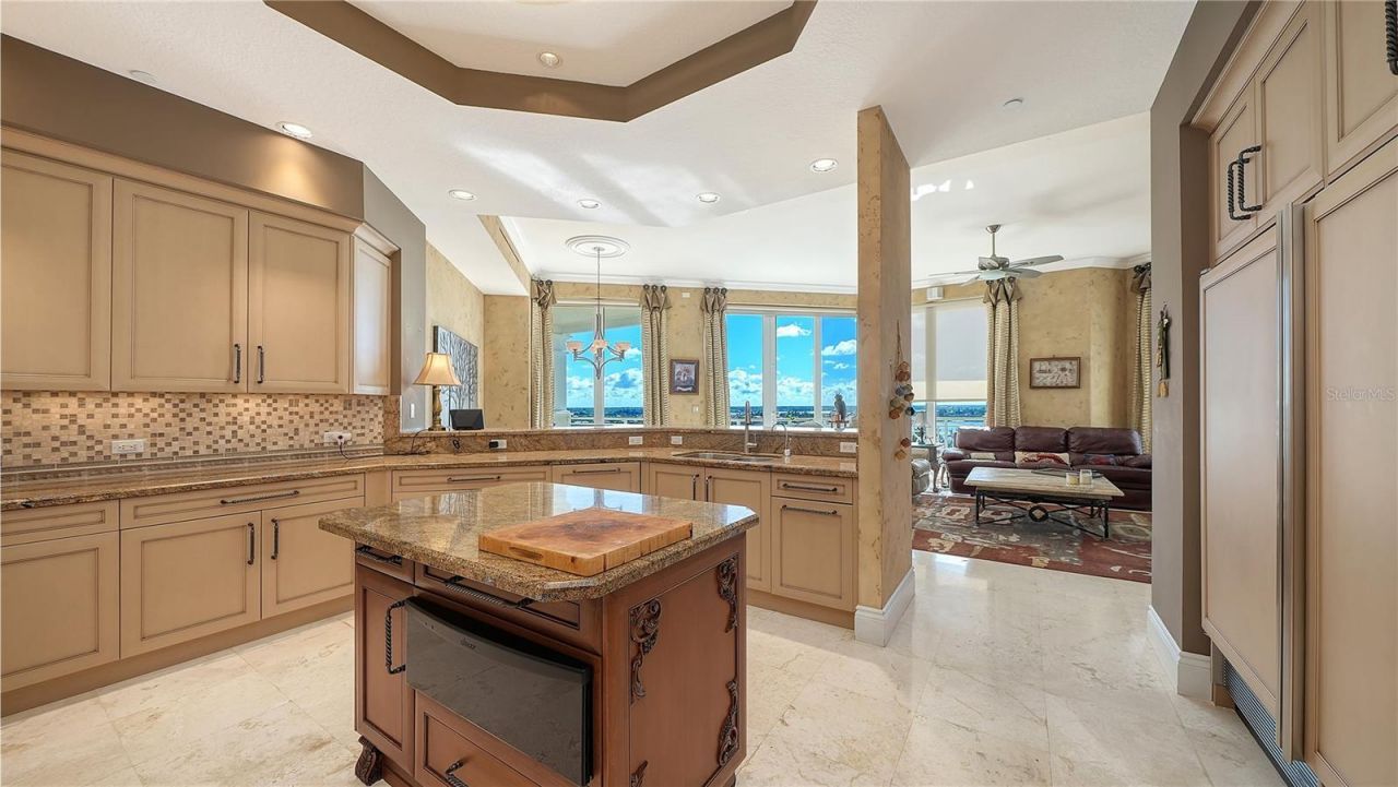 2050 Benjamin Franklin Drive, Unit PH1102, Sarasota, FL 34236 Photo
