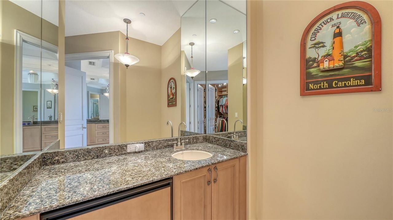 2050 Benjamin Franklin Drive, Unit PH1102, Sarasota, FL 34236 Photo