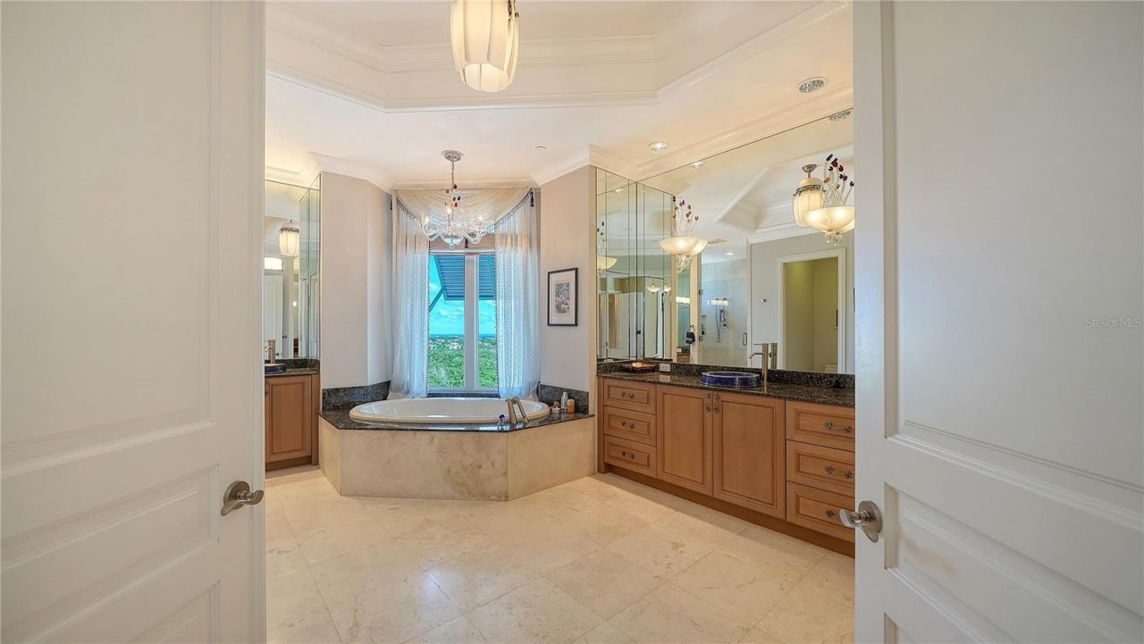 2050 Benjamin Franklin Drive, Unit PH1102, Sarasota, FL 34236 Photo