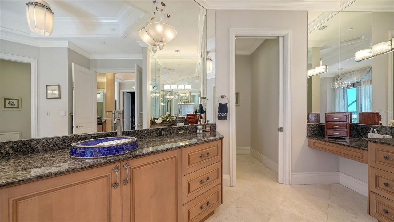 2050 Benjamin Franklin Drive, Unit PH1102, Sarasota, FL 34236 Photo