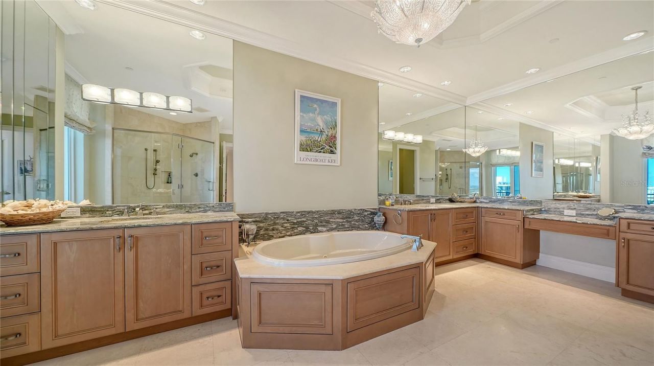 2050 Benjamin Franklin Drive, Unit PH1102, Sarasota, FL 34236 Photo