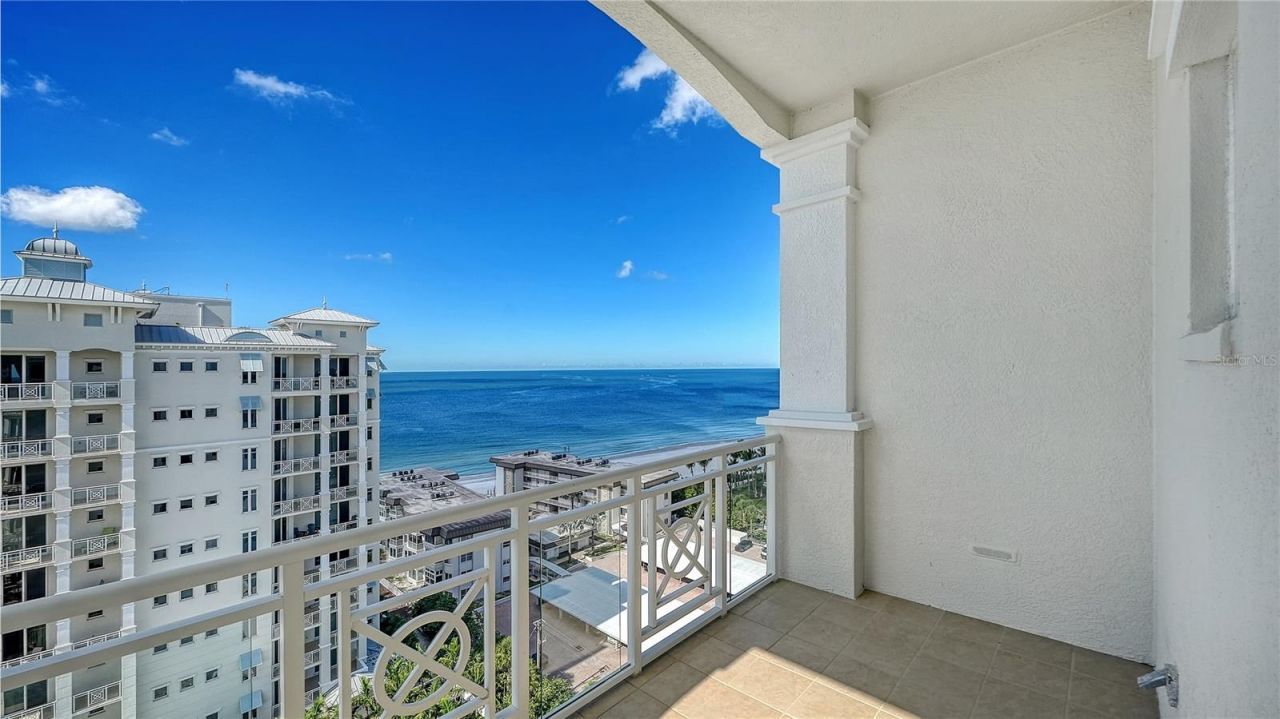 2050 Benjamin Franklin Drive, Unit PH1102, Sarasota, FL 34236 Photo