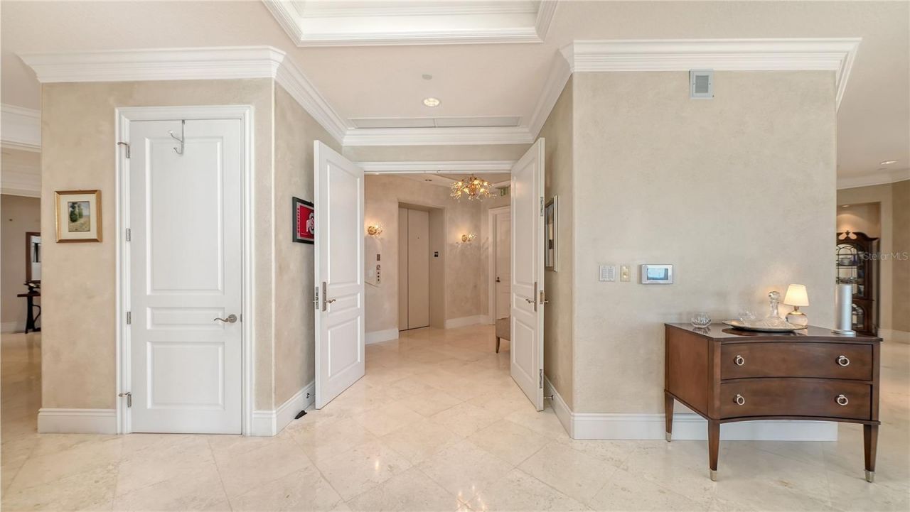2050 Benjamin Franklin Drive, Unit PH1102, Sarasota, FL 34236 Photo