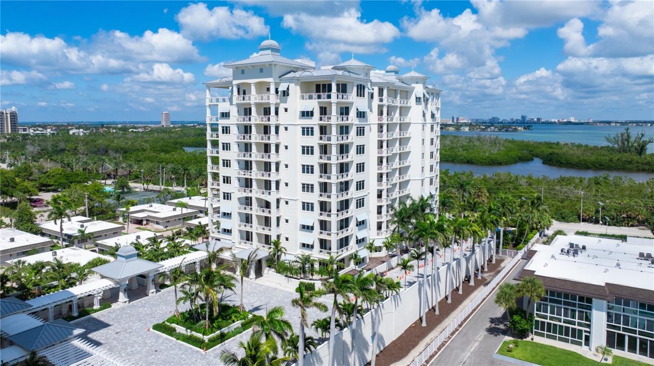 2050 Benjamin Franklin Drive, Unit PH1102, Sarasota, FL 34236 Photo