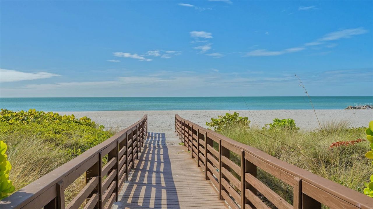 2050 Benjamin Franklin Drive, Unit PH1102, Sarasota, FL 34236 Photo