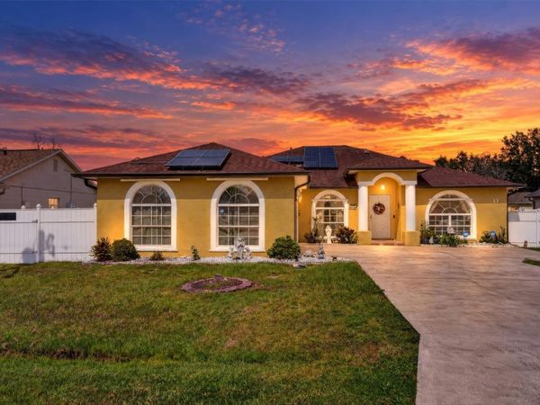 11 YORK COURT , KISSIMMEE, FL 34758